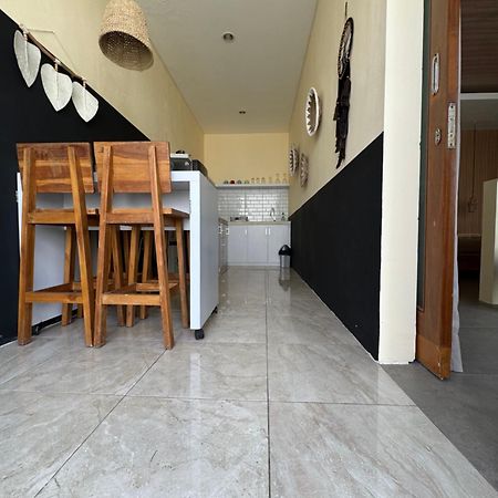Kiki Village Bathtub Canggu Εξωτερικό φωτογραφία