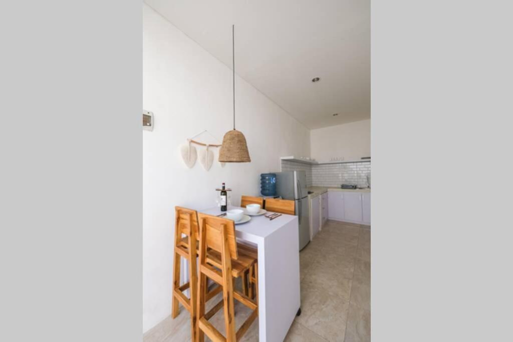 Kiki Village Bathtub Canggu Εξωτερικό φωτογραφία