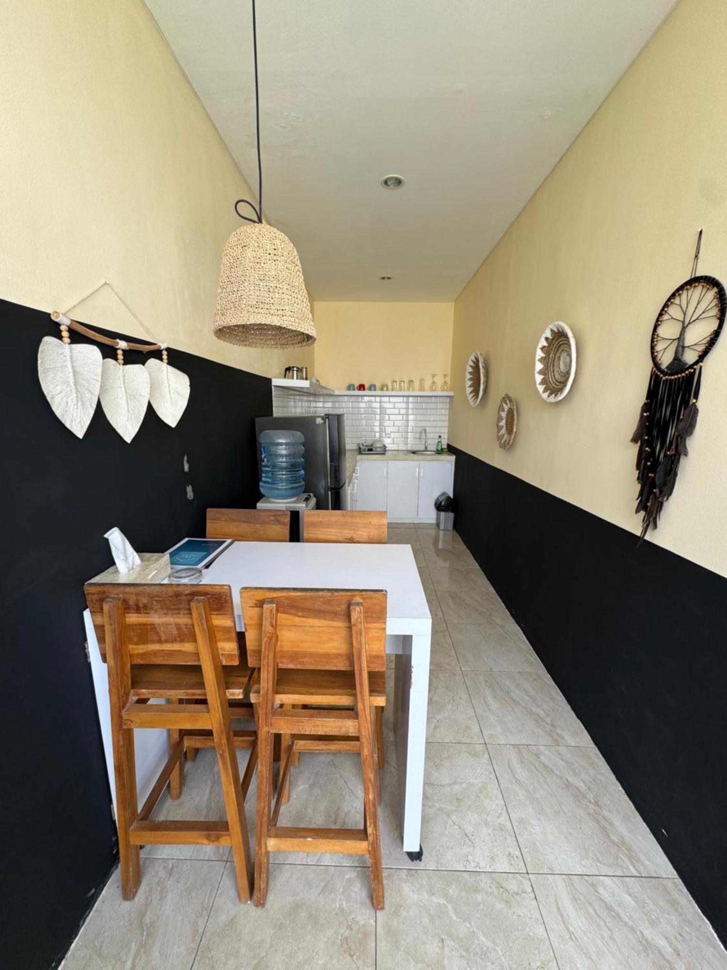 Kiki Village Bathtub Canggu Εξωτερικό φωτογραφία